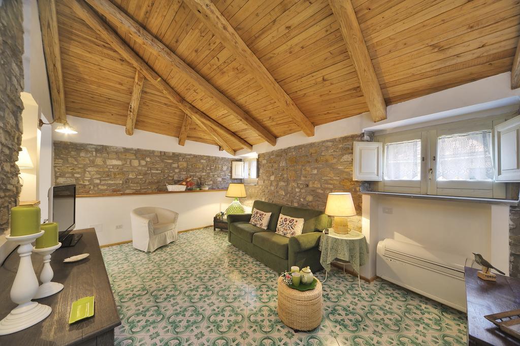 Residenza Matarazzo E Le Sue Soffitte Appartement Castellabate Kamer foto