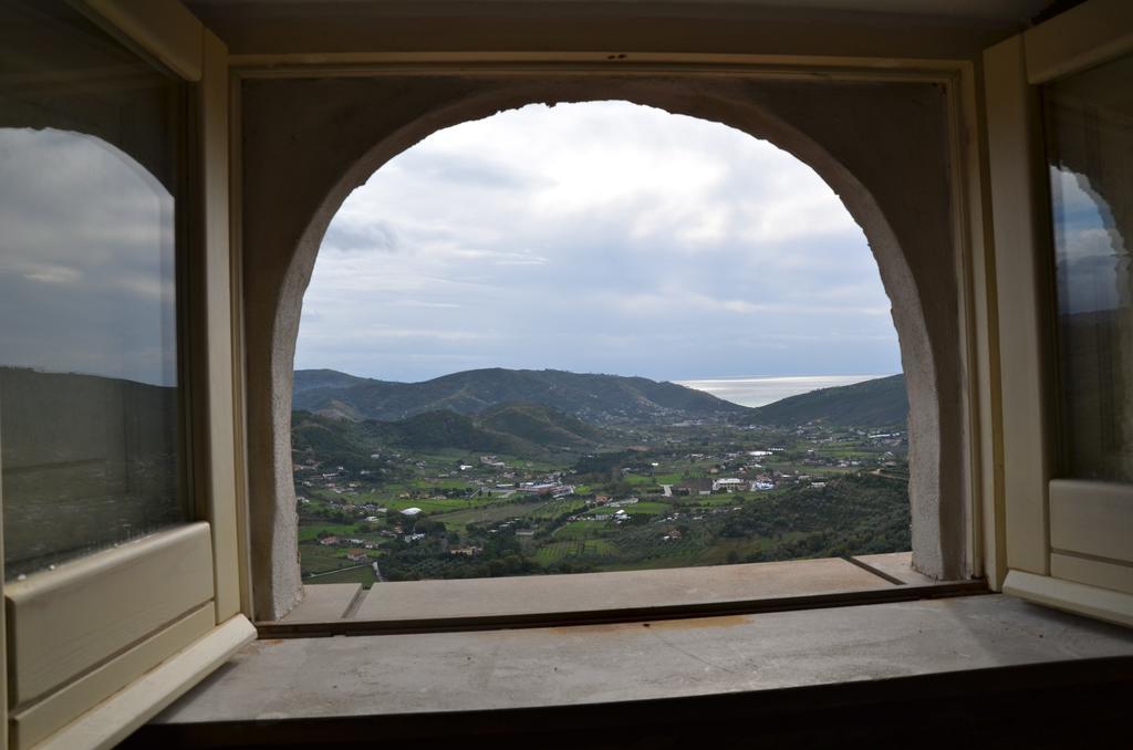 Residenza Matarazzo E Le Sue Soffitte Appartement Castellabate Buitenkant foto